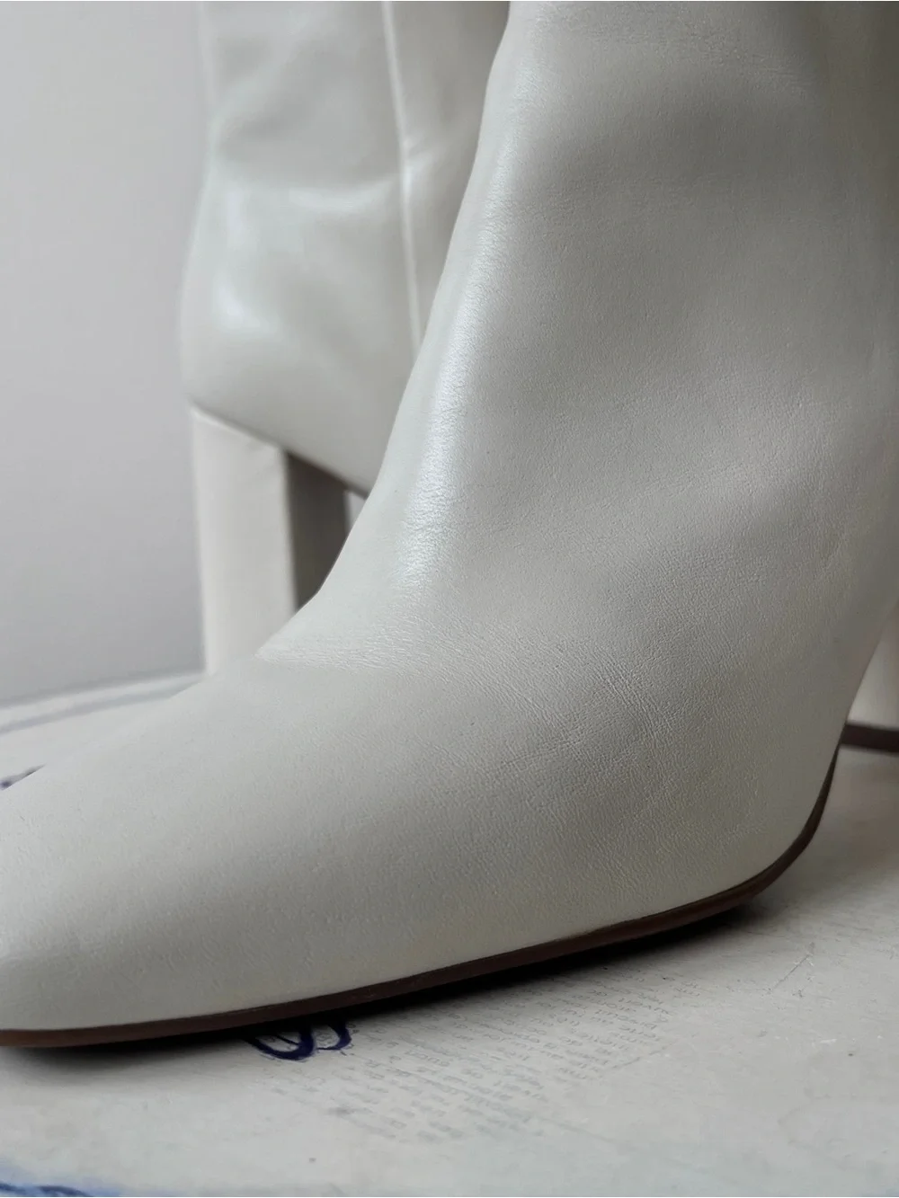 Marc Fisher NEBULA Bone White Leather Square-Toe Women’s Ankle Heeled Boots 8